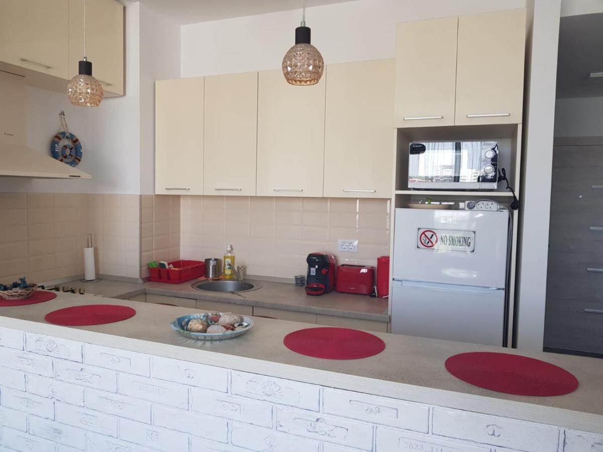 Appartement Estival Studio By Onix Blue Mamaia Nord à Năvodari Extérieur photo